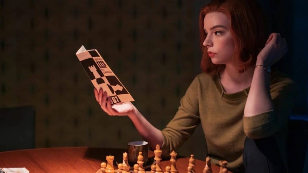 La reine des échecs : l'utilisateur trouve une erreur sur le thème de Marvel et DC [Foto]

