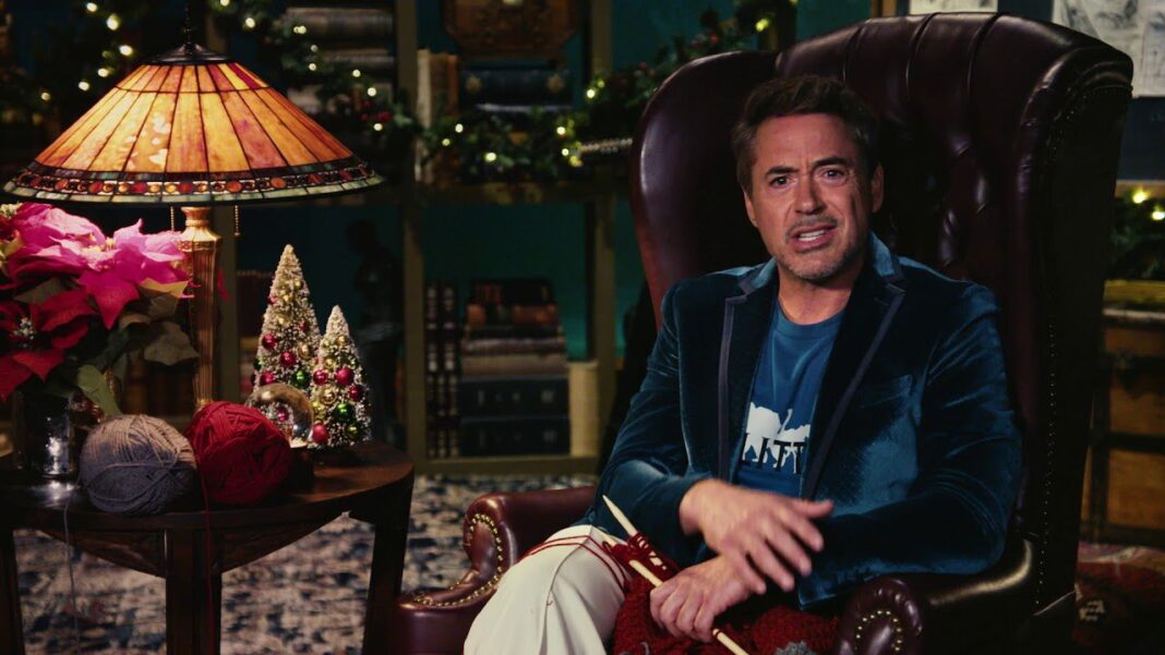 Robert Downey Jr : Une fois de plus, l'étoile nous offre des voeux de Noël en tricotant