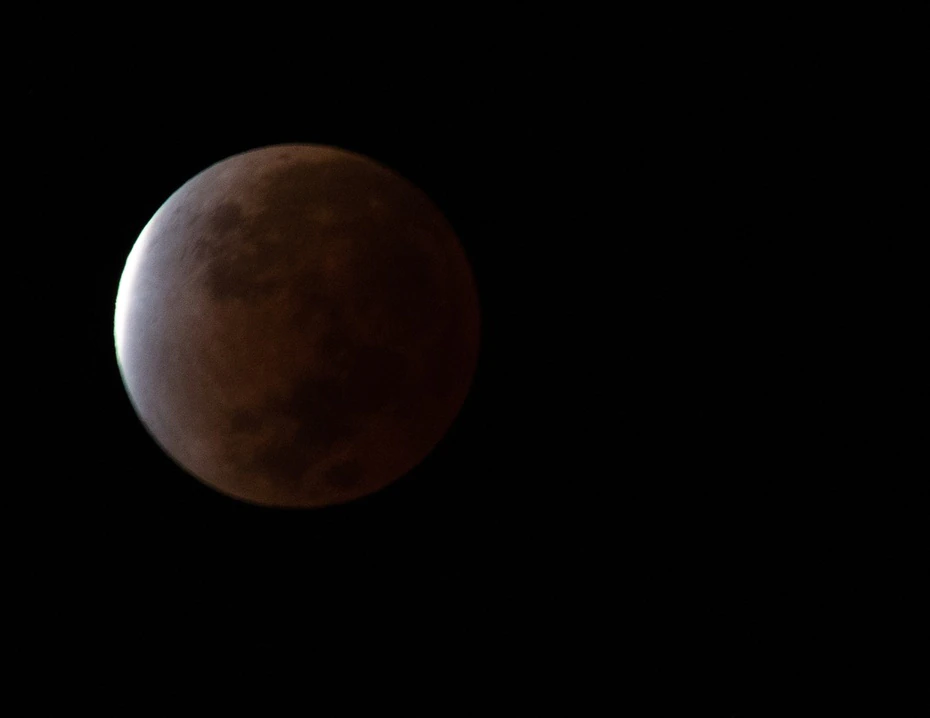 Éclipse lunaire vue de Santurce